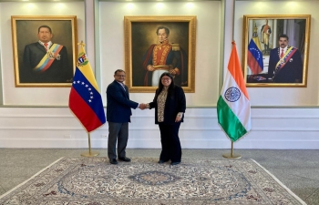 Shri P K Ashok Babu arrived in Caracas on Monday, 6th November 2023 and took over charge as the Ambassador of India to Venezuela. H.E. Mrs Tatiana Pugh, Vice Minister for Asia, MOFA received him at the airport.